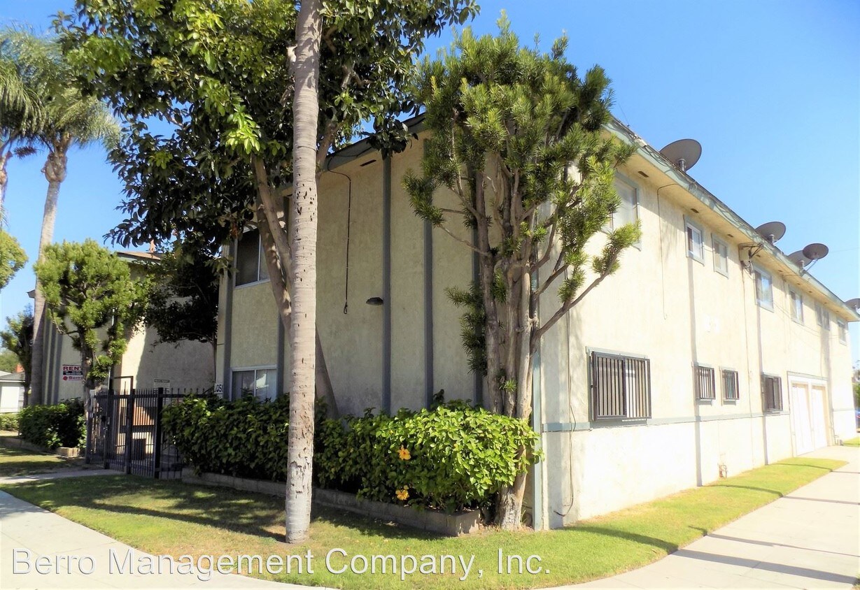 Foto principal - 1050 E Harding St