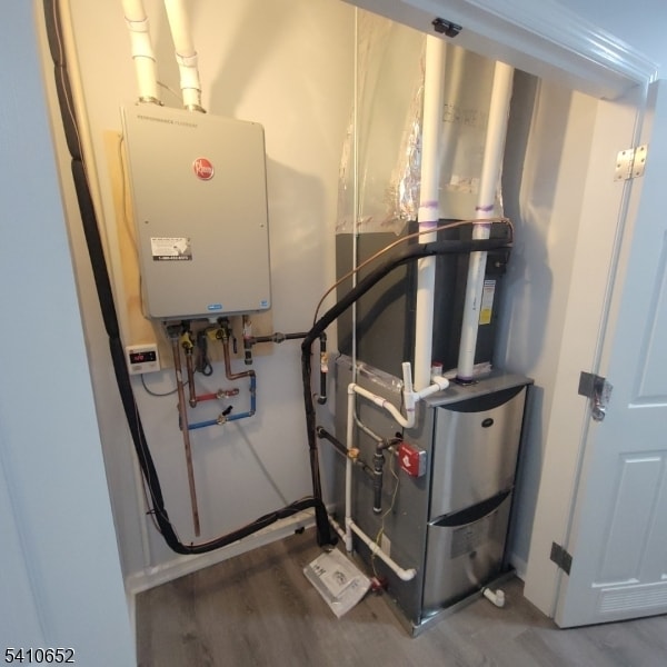 Building Photo - 138 21st St