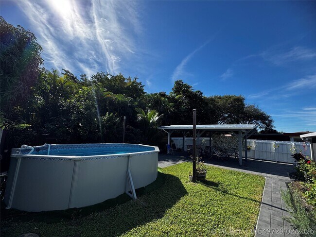 Foto del edificio - 4250 NW 9th Ct