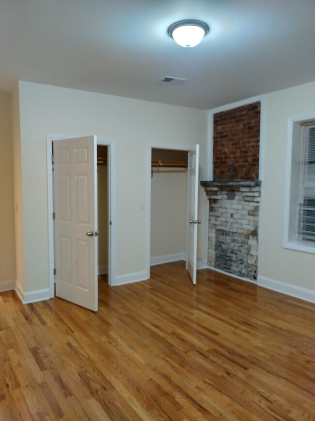 Building Photo - 509 S Orange Ave