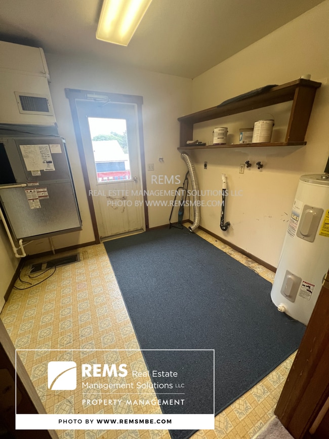 Building Photo - 707 Minnesota Ave