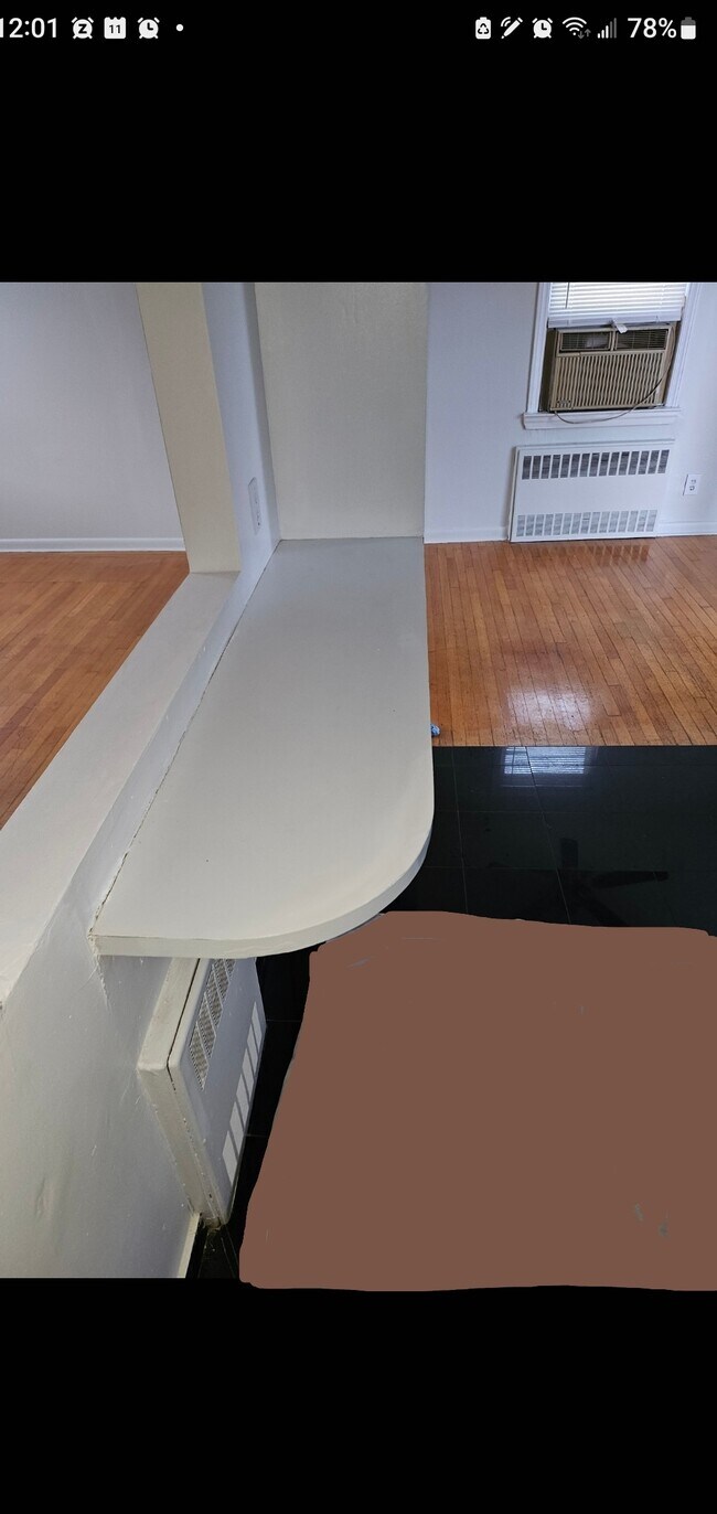 Kitchen nook area - 128 E Maple St