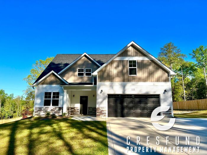 Foto principal - Close to Fort Bragg/Master BR Downstairs S...