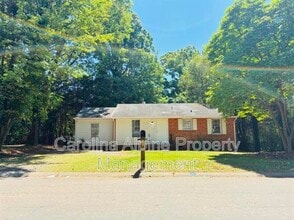 Building Photo - 5015 Grapevine Dr