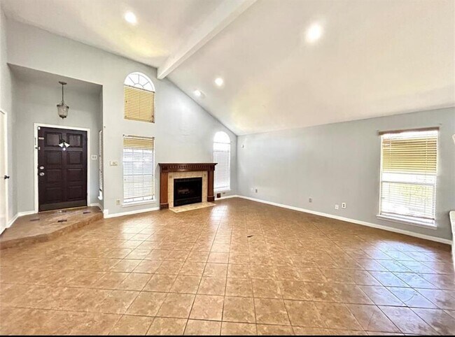 Foto del edificio - 9322 Stonecreek Ln