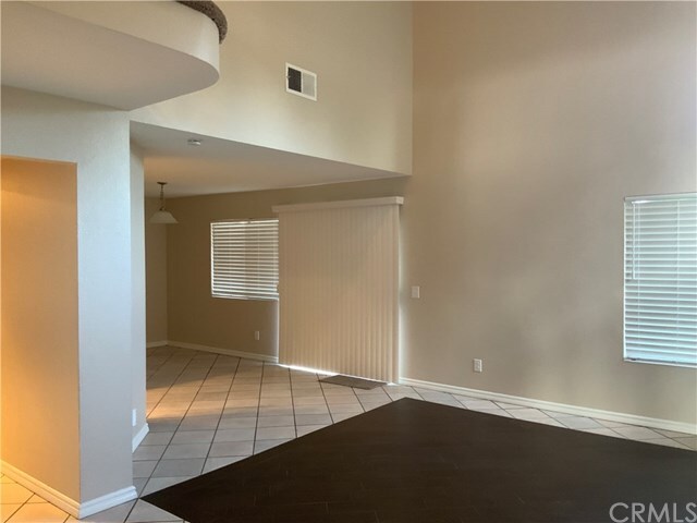 Building Photo - 13099 Reindeer Ct