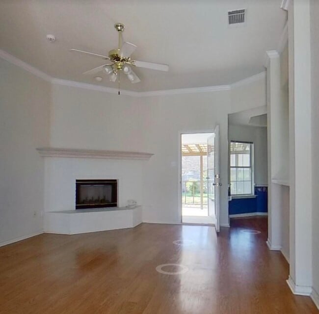 Building Photo - 2500 Clover Valley Ln