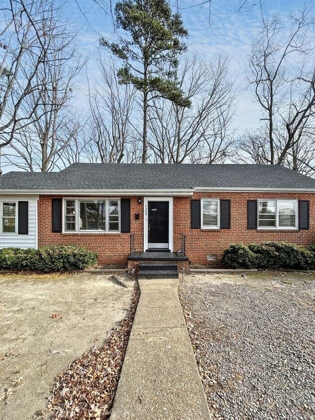 Foto principal - 7209 Galax Rd