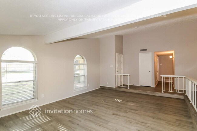 Foto del edificio - 5113 Hardaway Cir