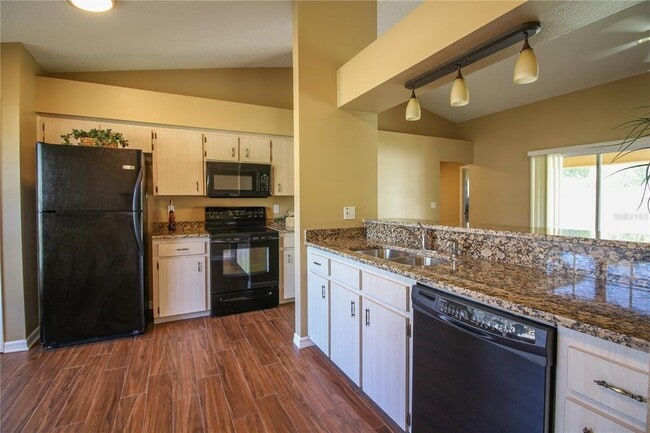 Building Photo - 3564 Diamond Terrace