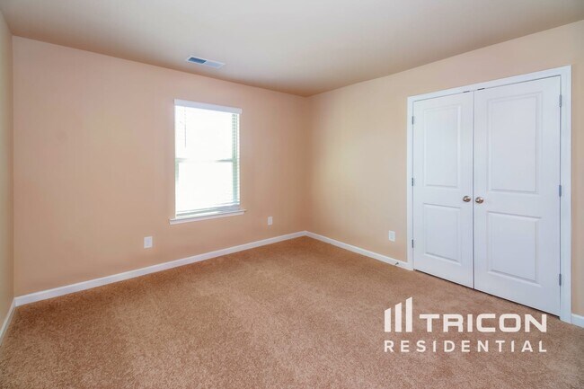 Foto del edificio - 143 Southwind Ln