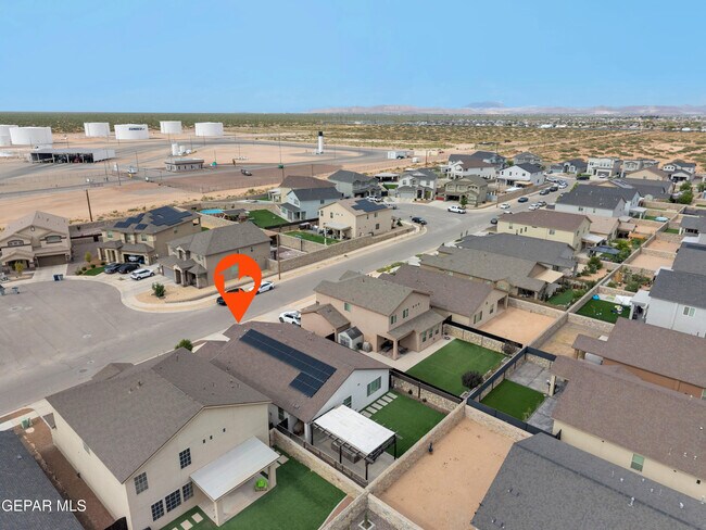 Foto del edificio - 12316 Desert Path Ct