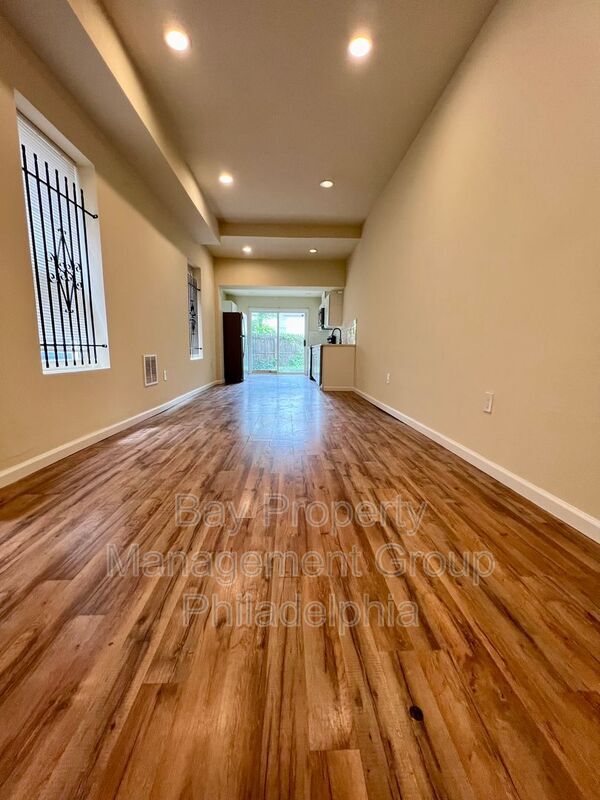 Foto del edificio - 2236 N Carlisle St