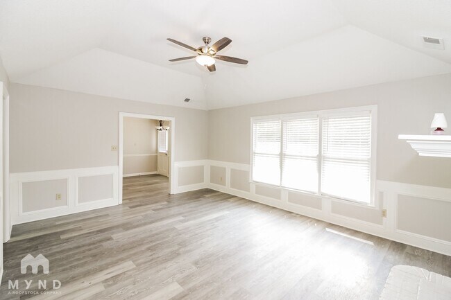 Building Photo - 7755 Antler Cove W