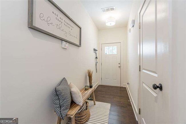 Foto del edificio - 5392 Brooklands Dr