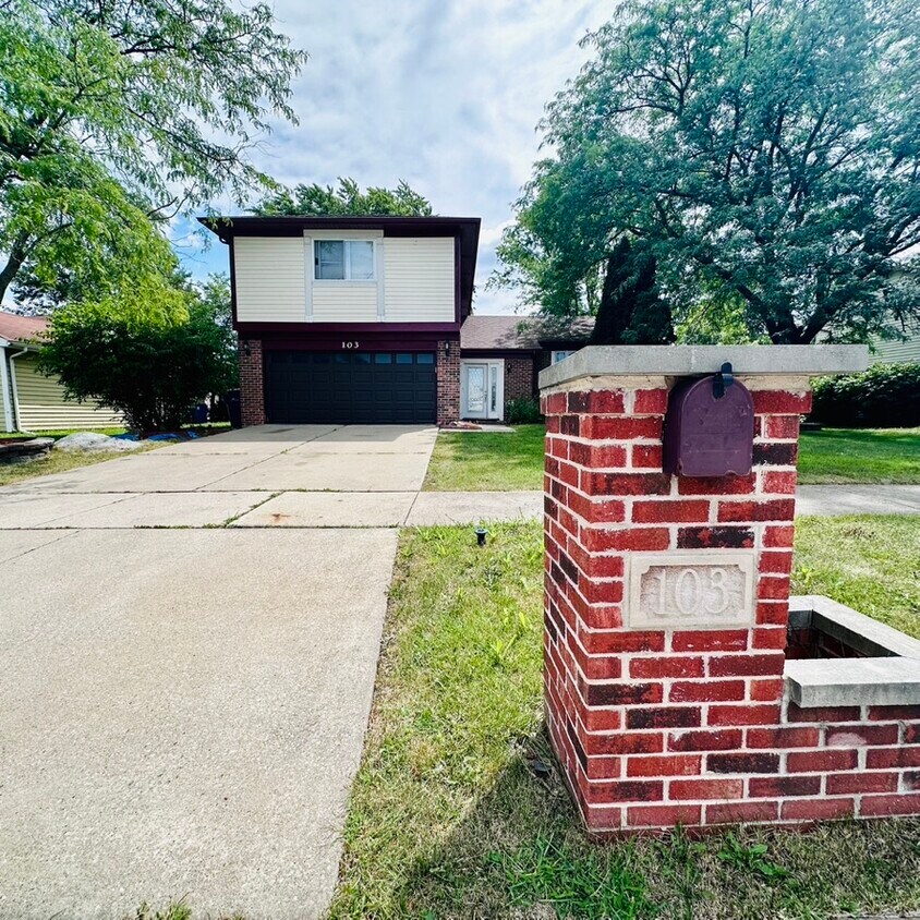 Primary Photo - 103 Pheasant Rd