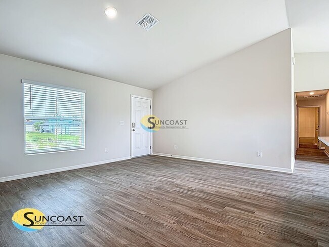 Building Photo - 15720 SW 35th Court Rd