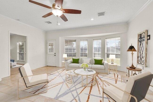 Foto del edificio - 147 April Waters Dr W