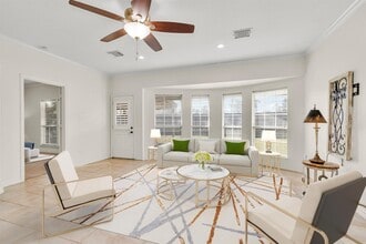 Building Photo - 147 April Waters Dr W