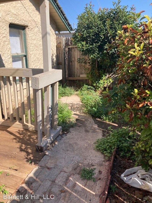 Foto del edificio - 1 br, 1 bath House - 2130 S 2nd Apt C