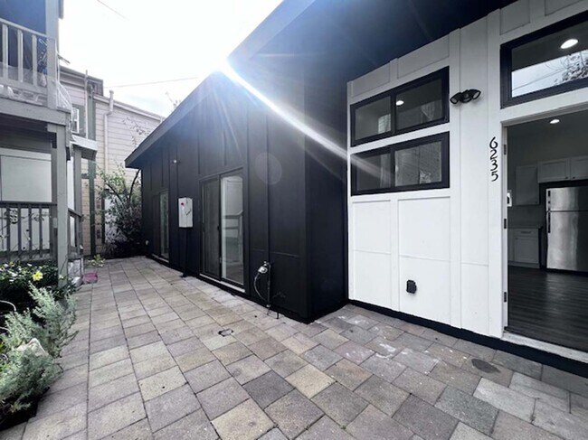 Foto del edificio - 6235 San Pablo Ave