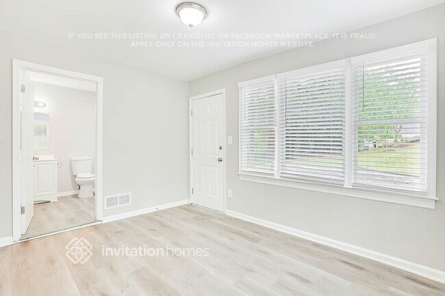 Foto del edificio - 2550 Greenwood Cir