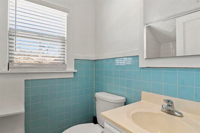 Building Photo - 108 N 4th St