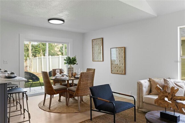 Building Photo - 9987 Triple Crown Cir
