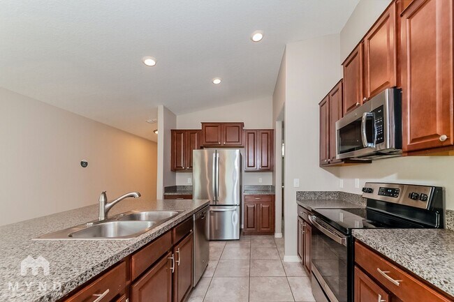 Foto del edificio - 6505 Trent Creek Dr