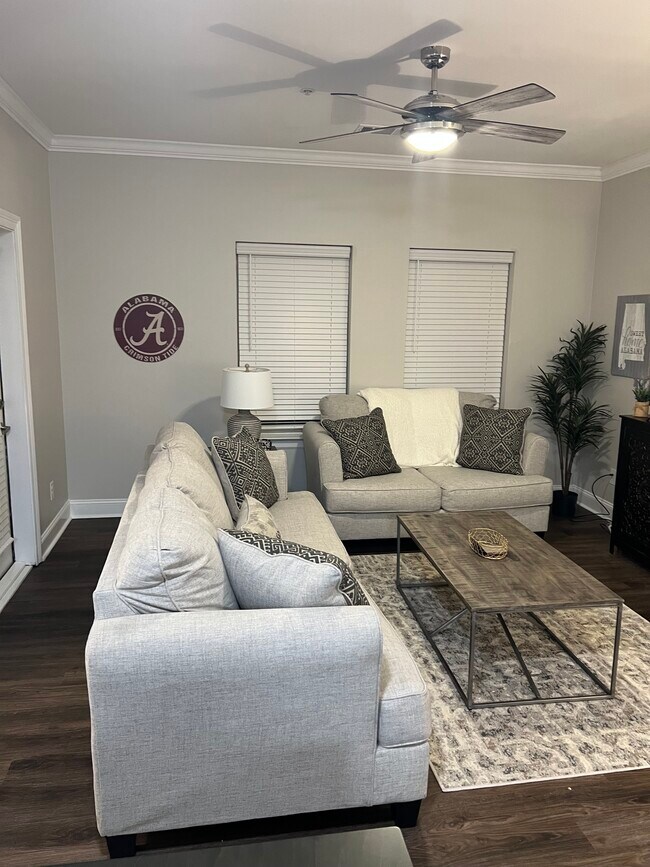 Building Photo - 3218 Veterans Memorial Pky