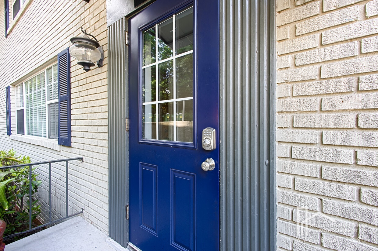 Photo - 1643 Briarcliff Rd NE (Atlanta, GA)