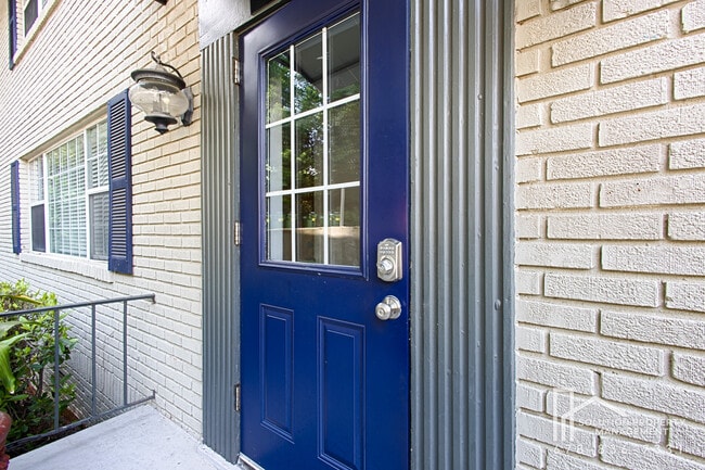 Photo - 1643 Briarcliff Rd NE Townhome