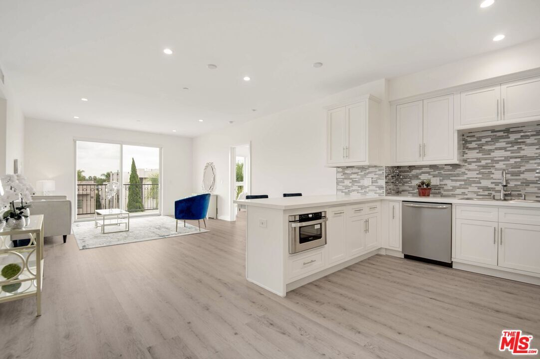 Foto principal - 1237 S Holt Ave