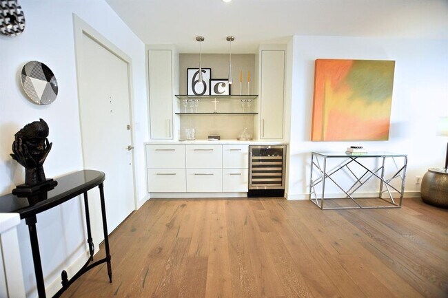 Foto del edificio - 3701 Turtle Creek Blvd