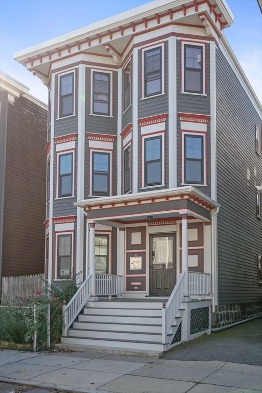 Building Photo - 21-1/2 Mt Vernon St