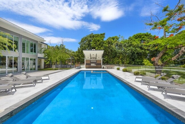 Building Photo - 14305 Stirling Rd