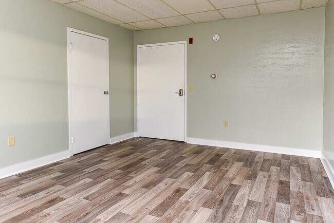 Foto del edificio - 141 Bethel Rd