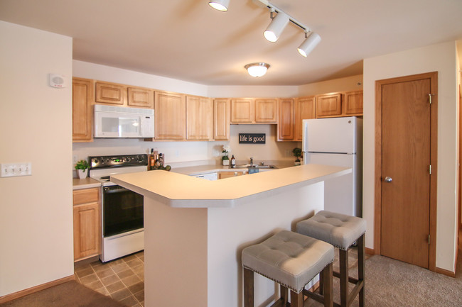 Kitchen-1BD - Regency Place Senior Apartment Homes