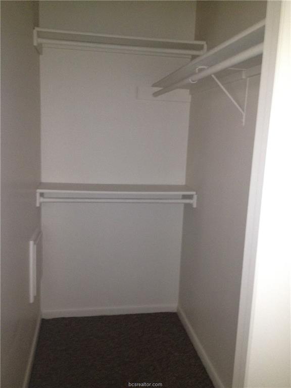 Building Photo - 1110 Spring Loop