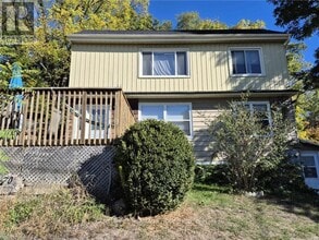 Building Photo - 70 Grandview St