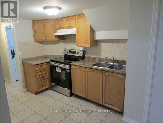 Photo du bâtiment - 984 Kennedy Rd