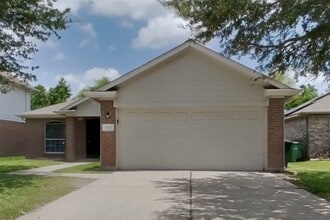 Building Photo - 8707 Texas Acorn Ave
