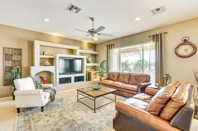 Building Photo - 22410 N Arrellaga Dr