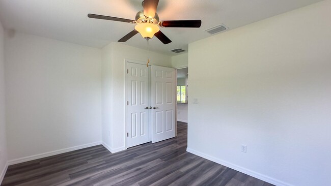 Building Photo - 40 Fisher Way Trail