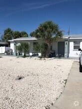 Building Photo - 6755 Gulf Winds Dr