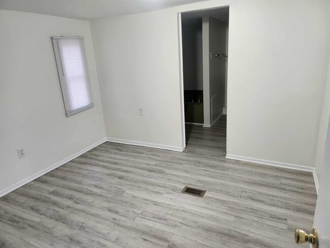 Building Photo - 1405 Cross Stream Dr