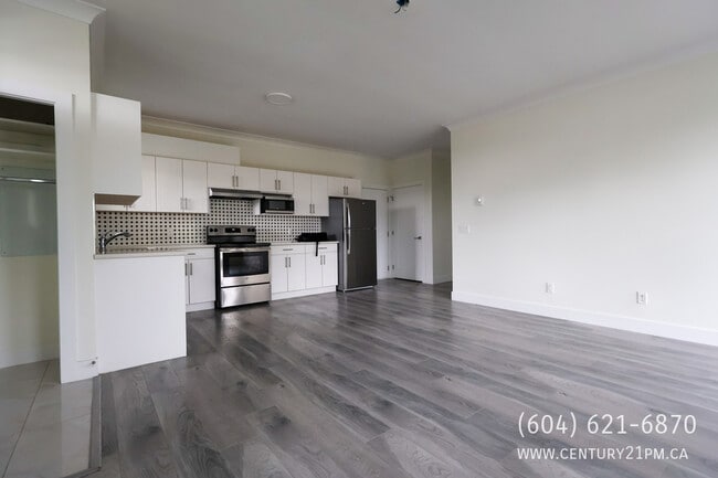 Building Photo - 314 Defehr Rd