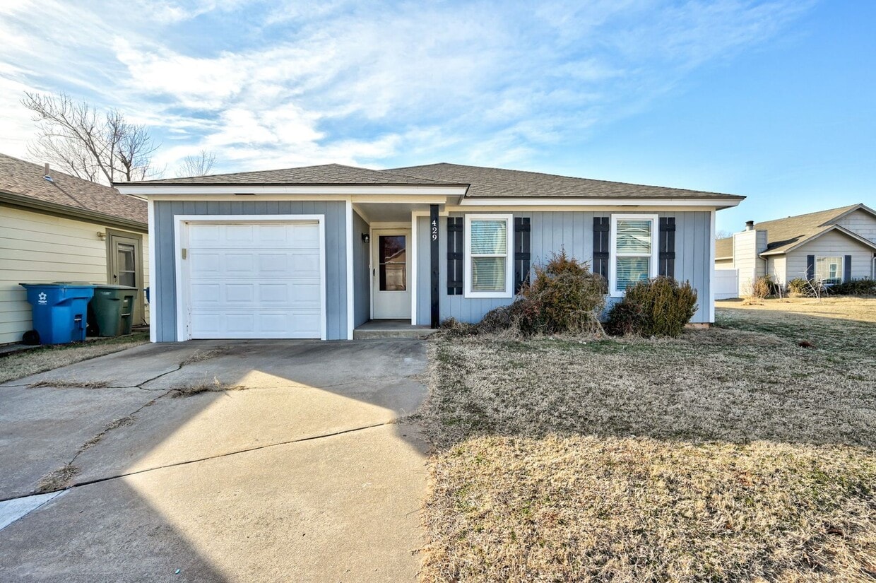 429 Belmont Dr, Edmond, OK 73034 House Rental in Edmond, OK