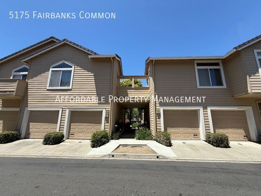 Photo - 5175 Fairbanks Common-
