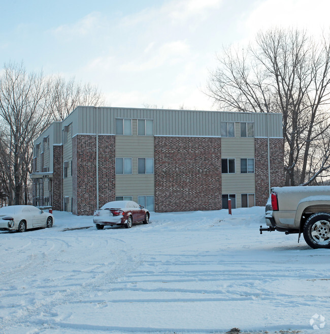 Building Photo - Foot Lake Apartments